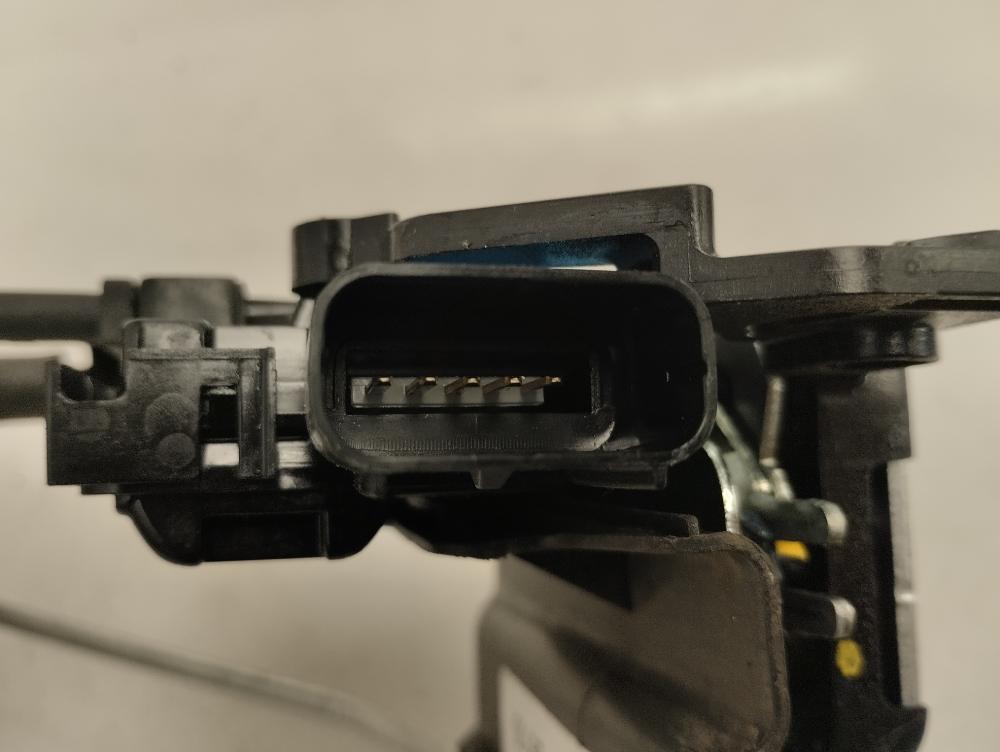 CERRADURA PUERTA DELANTERA DERECHA HYUNDAI I10 1.3 MT 87CV | 64KW