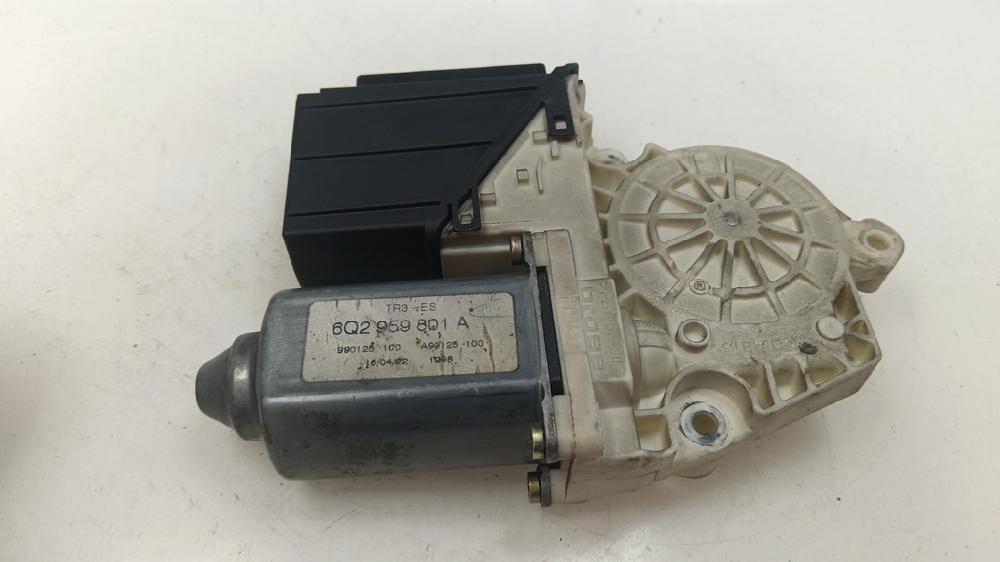 MOTOR ELEVALUNAS DELANTERO DERECHO SEAT IBIZA 1.9 TDI MT 130CV