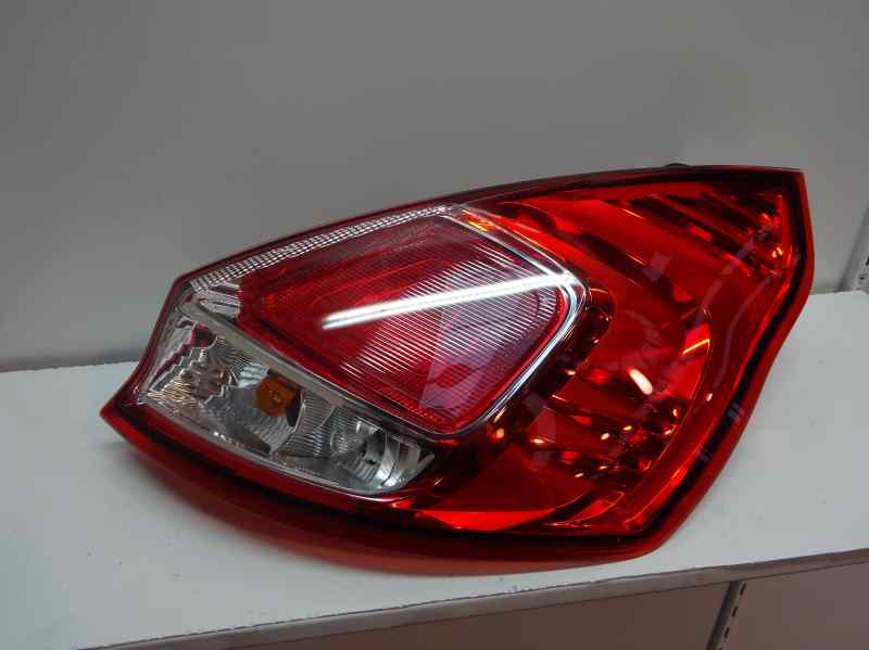 PILOTO TRASERO DERECHO FORD FIESTA 1.25 MT 82CV
