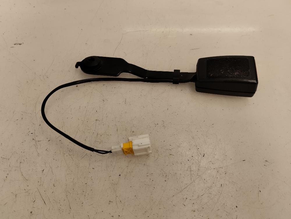 ANCLAJE CINTURON DELANTERO IZQUIERDO CITROEN C3 1.2 MT 82CV | 60KW