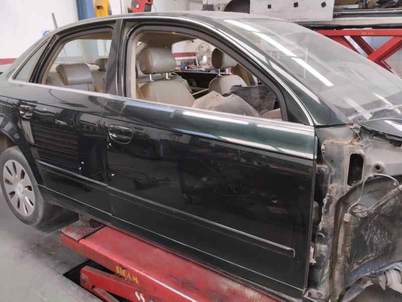 PUERTA DELANTERA DERECHA AUDI A4 2.0 TDI MT 140CV | 103KW