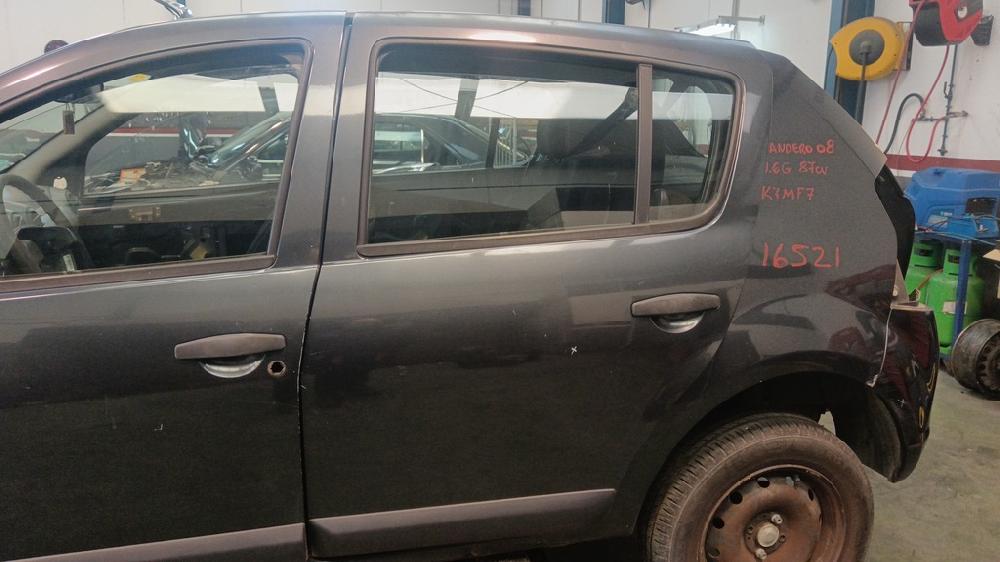 PUERTA TRASERA IZQUIERDA DACIA SANDERO 1.6 MPI MT 87CV