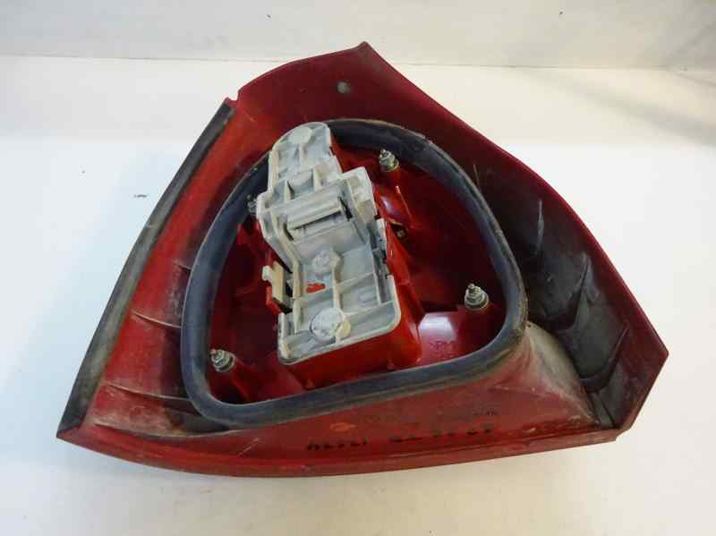 PILOTO TRASERO DERECHO AUDI A3 1.9 TDI MT 110CV
