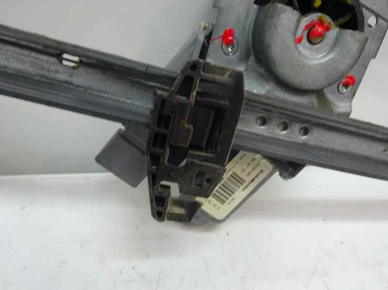 ELEVALUNAS DELANTERO IZQUIERDO CITROEN C3 1.1 MT 60CV