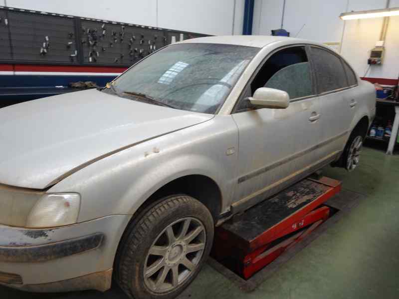 MANDO LIMPIA VOLKSWAGEN PASSAT 2000 1.9 TDI MT 90CV | 66KW