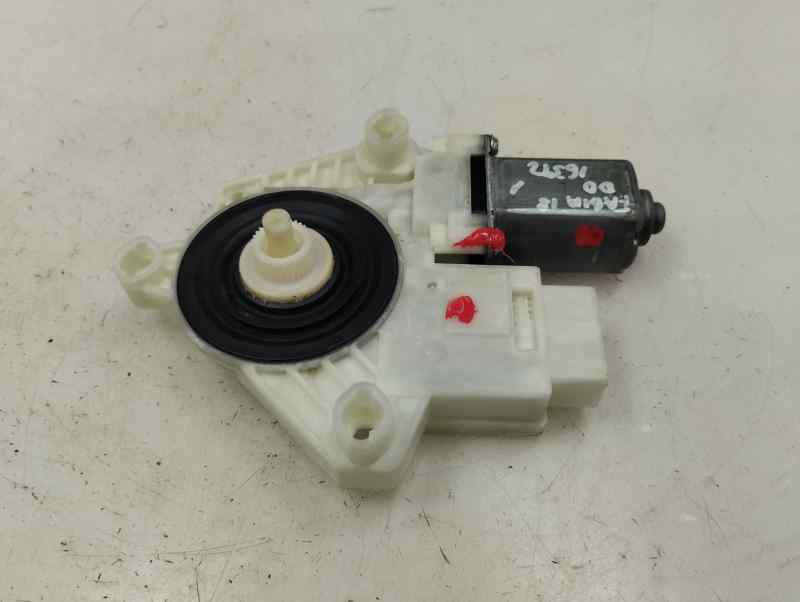 MOTOR ELEVALUNAS DELANTERO DERECHO SKODA FABIA 1.0 MT 75CV