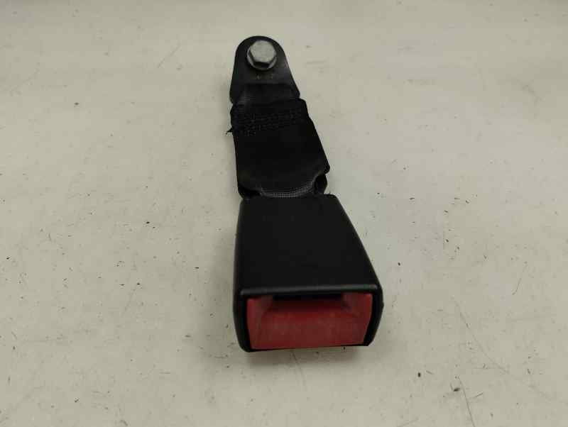 ANCLAJE CINTURON TRASERO DERECHO CITROEN C3 1.1 MT 60CV