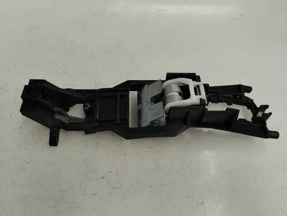 SOPORTE MANETA EXTERIOR DELANTERA IZQUIERDA MERCEDES BENZ CLASE CLK 2006 1.8 MT 163CV