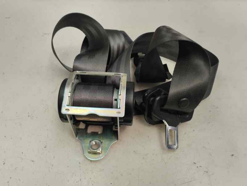 CINTURON SEGURIDAD TRASERO DERECHO OPEL CORSA 1.4 MT 90CV | 66KW