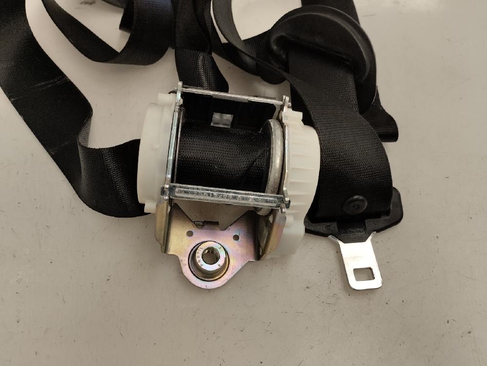 CINTURON SEGURIDAD DELANTERO IZQUIERDO BMW SERIE 1 2.0 MT 150CV | 110KW