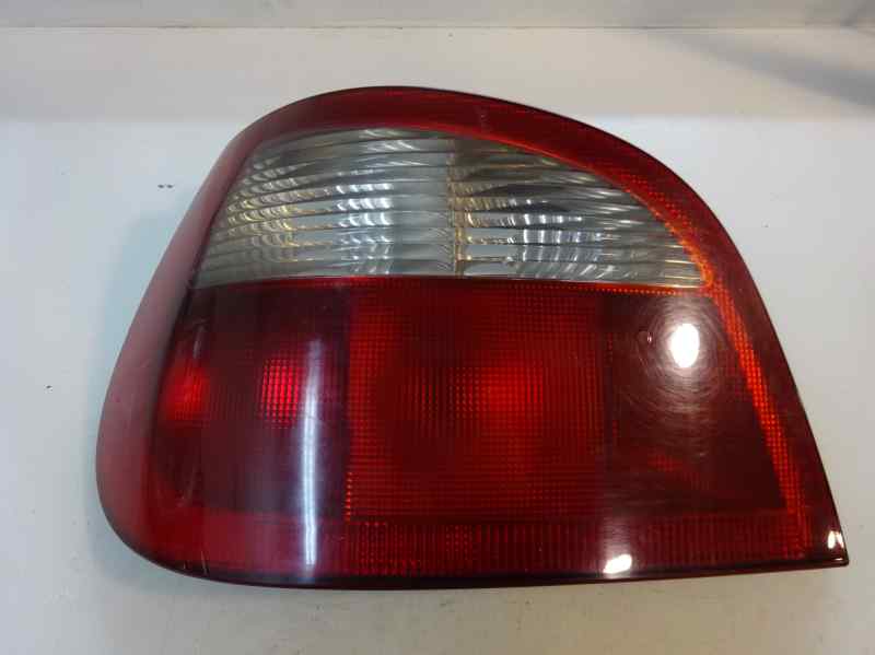 PILOTO TRASERO IZQUIERDO RENAULT MEGANE 1.9 DCI MT 102CV