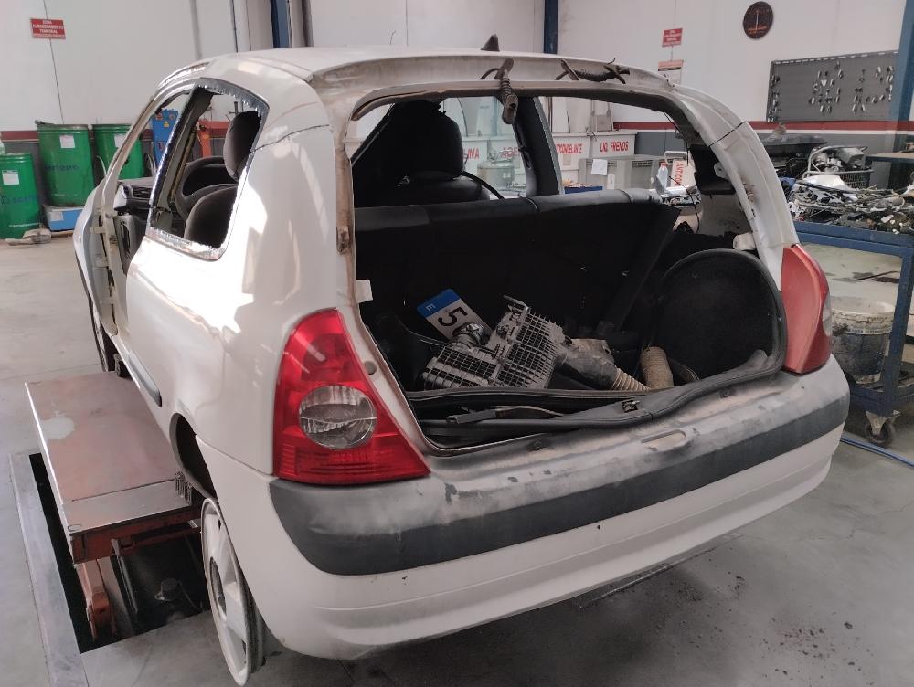 FARO DERECHO RENAULT CLIO 1.5 MT 65CV | 48KW