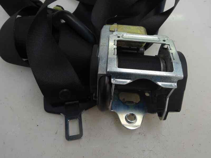 CINTURON SEGURIDAD DELANTERO DERECHO MITSUBISHI COLT 1.5 MT 95CV | 70KW