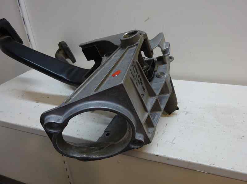 PEDAL EMBRAGUE BMW SERIE 3 2.0 320D MT 163CV