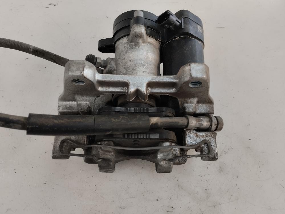 PINZA FRENO TRASERA DERECHA FORD KUGA 1.5 120CV | 88KW, GASOLINA, MT, ACCIONAMIENTO DELANTERO