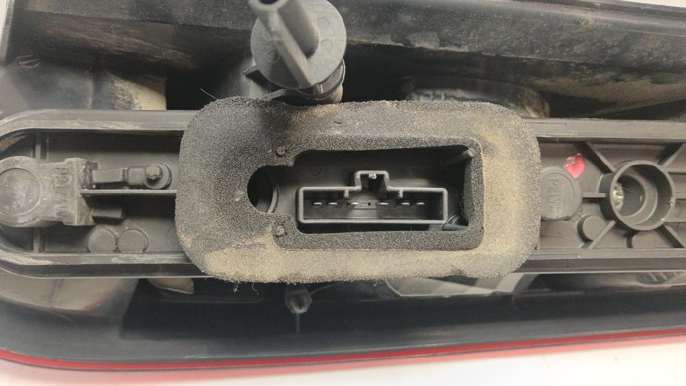 PILOTO TRASERO IZQUIERDO FORD CMAX 1.8 TDCI MT 115CV | 85KW