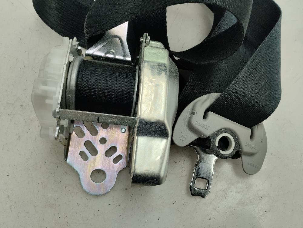 CINTURON SEGURIDAD DELANTERO DERECHO TOYOTA COROLLA VERSO 1.8 AMT 129CV
