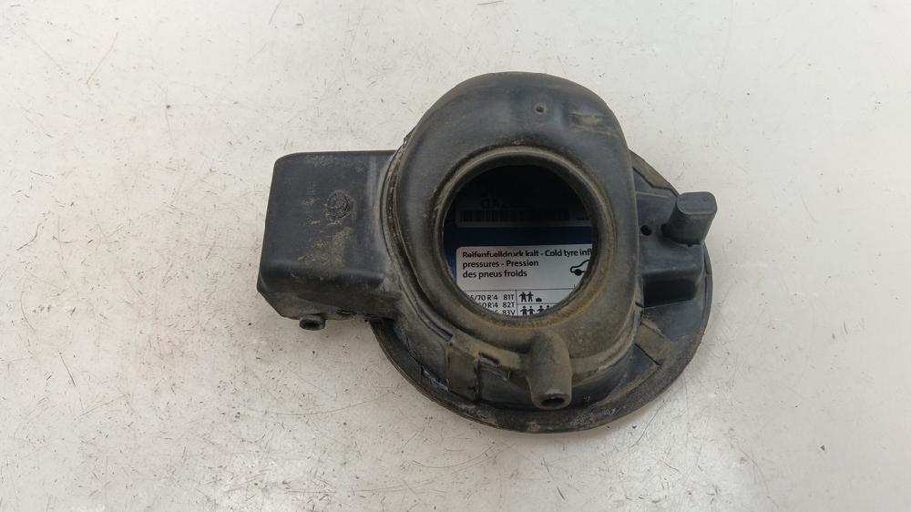 TAPA EXTERIOR COMBUSTIBLE VOLKSWAGEN POLO 1.4 TD MT 70CV | 51KW