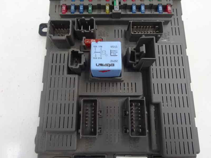 CAJA RELES FUSIBLES CITROEN C5 2.0 HDI MT 109CV