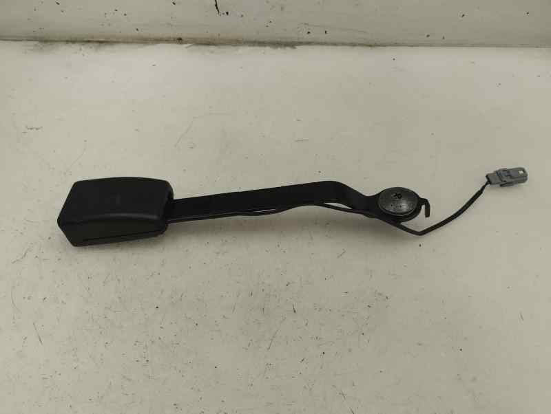 ANCLAJE CINTURON DELANTERO DERECHO RENAULT CAPTUR 1.2 AMT 120CV | 85KW