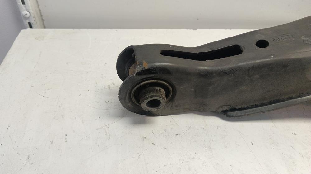 BRAZO SUSPENSION INFERIOR TRASERO IZQUIERDO FORD CMAX 1.0 ECOBOOST MT 125CV | 92KW