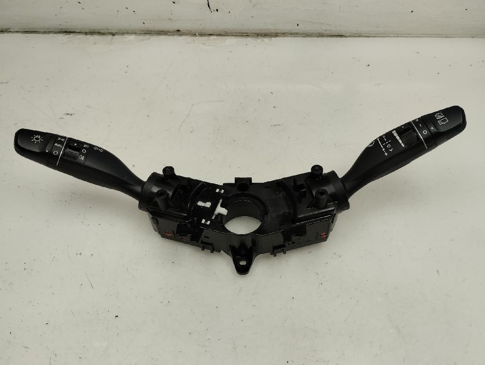 MANDO MULTIFUNCION HYUNDAI TUCSON 2020 1.6 MT 132CV