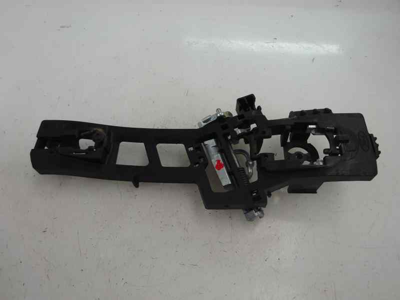SOPORTE MANETA EXTERIOR PUERTA TRASERA IZQUIERDA FORD FIESTA 1.25 MT 82CV