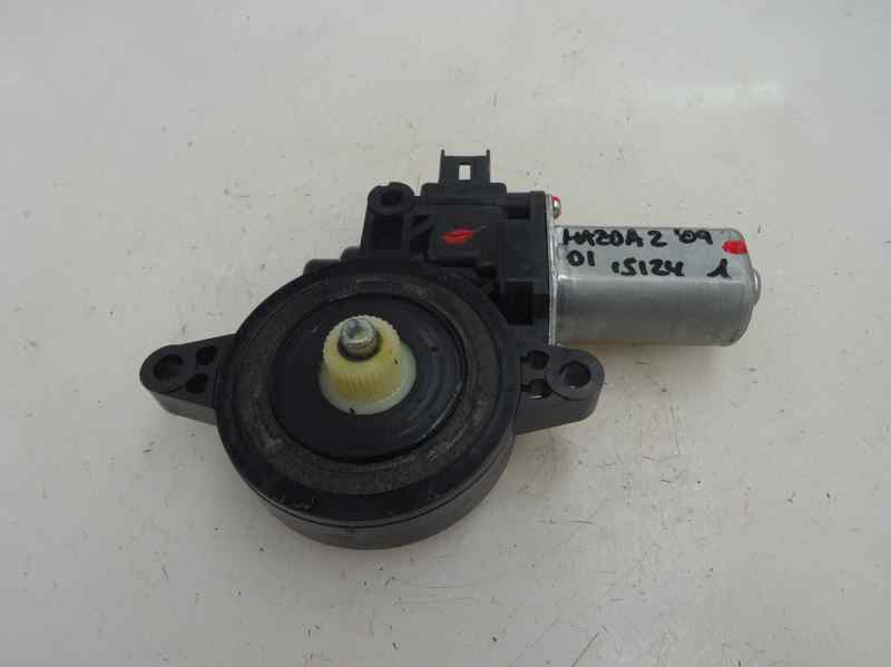MOTOR ELEVALUNAS DELANTERO IZQUIERDO MAZDA 2 1.3 MT 75CV