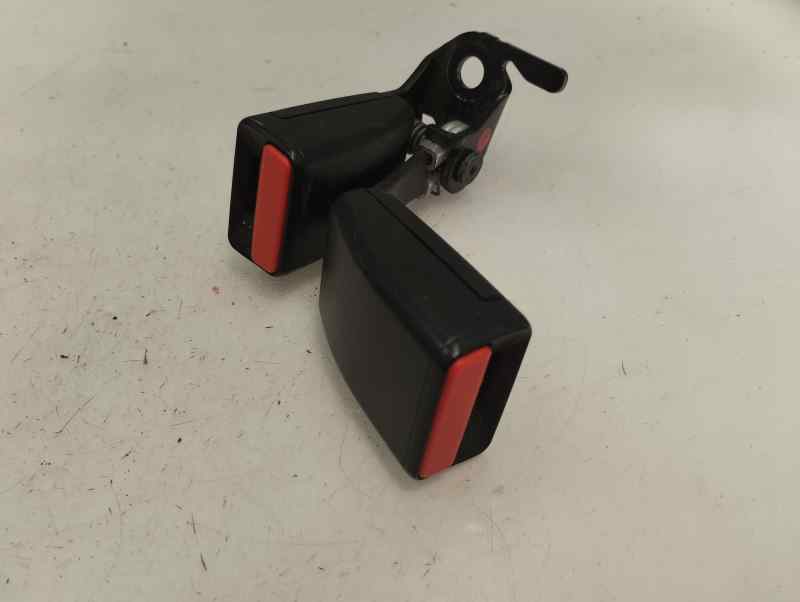 ANCLAJE CINTURON TRASERO DERECHO PEUGEOT 2008 1.6 E-HDI FAP MT 92CV