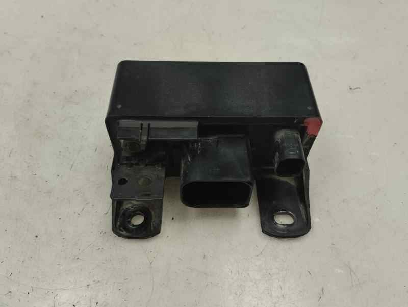CAJA PRECALENTAMIENTO MERCEDES BENZ CLASE C 2003 2.2 MT 143CV | 105KW