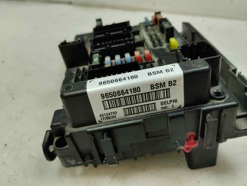 CAJA RELES FUSIBLES PEUGEOT 206 1.4 MT 75CV