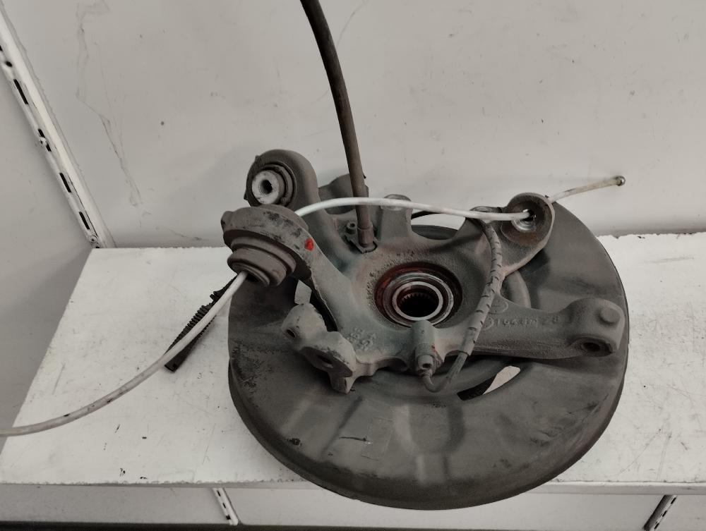 MANGUETA TRASERA IZQUIERDA BMW SERIE 1 2.0 MT 150CV | 110KW