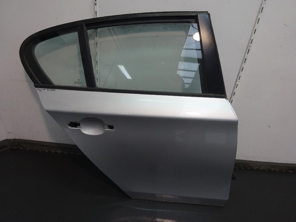PUERTA TRASERA DERECHA BMW SERIE 1 2.0 MT 150CV | 110KW