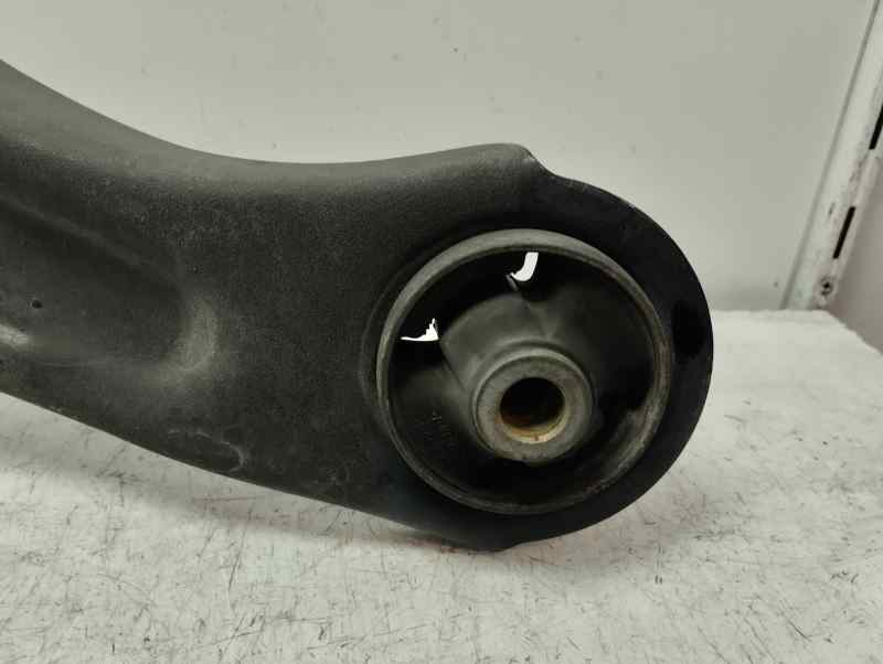 BRAZO SUSPENSION INFERIOR DELANTERO DERECHO HYUNDAI TUCSON 1.7 MT 115CV