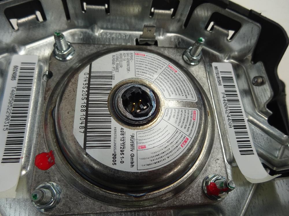 AIRBAG DELANTERO IZQUIERDO MITSUBISHI COLT 1.3 MT 95CV