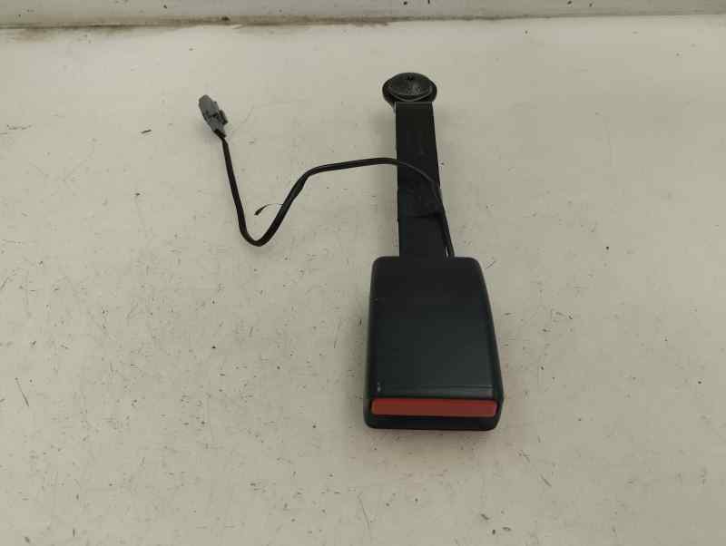 ANCLAJE CINTURON DELANTERO IZQUIERDO RENAULT CAPTUR 1.2 AMT 120CV | 85KW