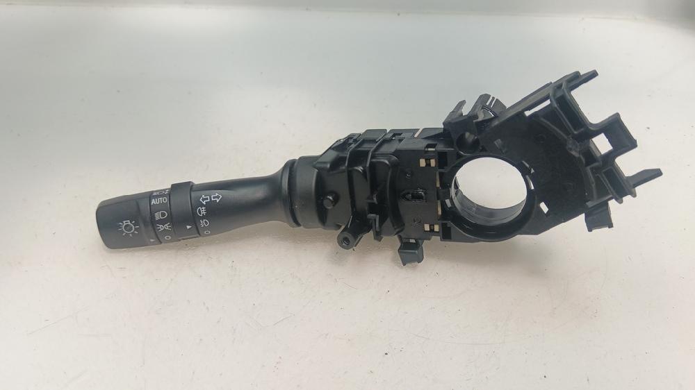 MANDO LUCES KIA CEED 1.4 MT 90CV | 66KW