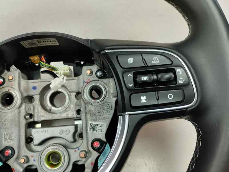 VOLANTE KIA NIRO 1.6 AMT 105CV | 77KW