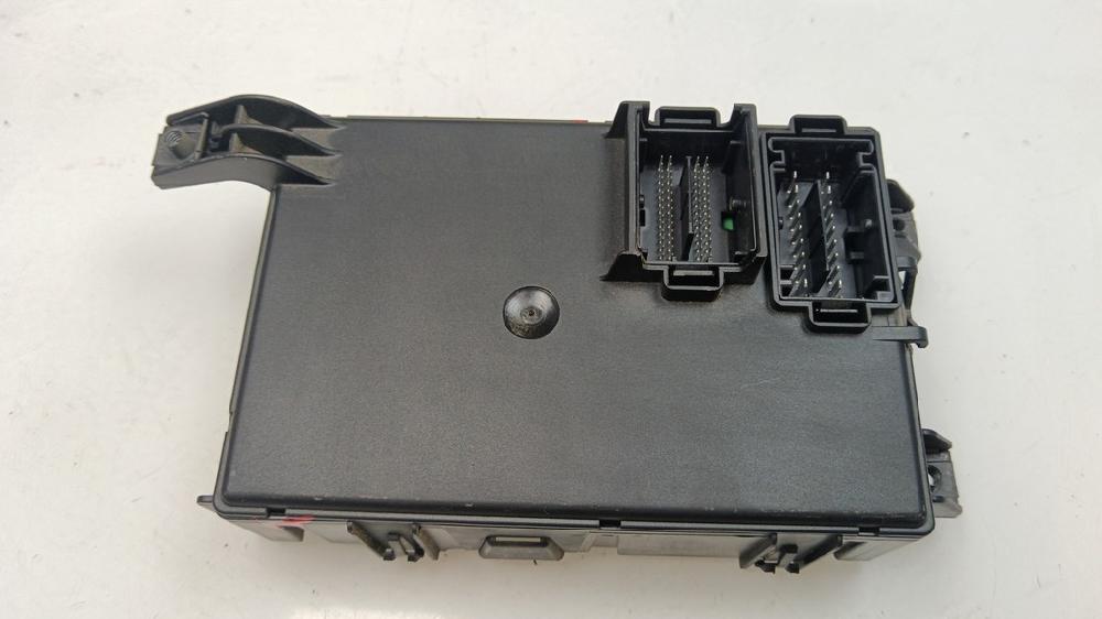 CAJA RELES FUSIBLES OPEL CORSA 1.3 CDTI MT 75CV