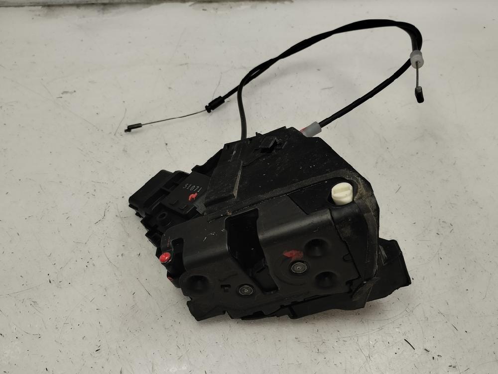 CERRADURA PUERTA TRASERA DERECHA MAZDA 3 1.6 CITD MT 109CV