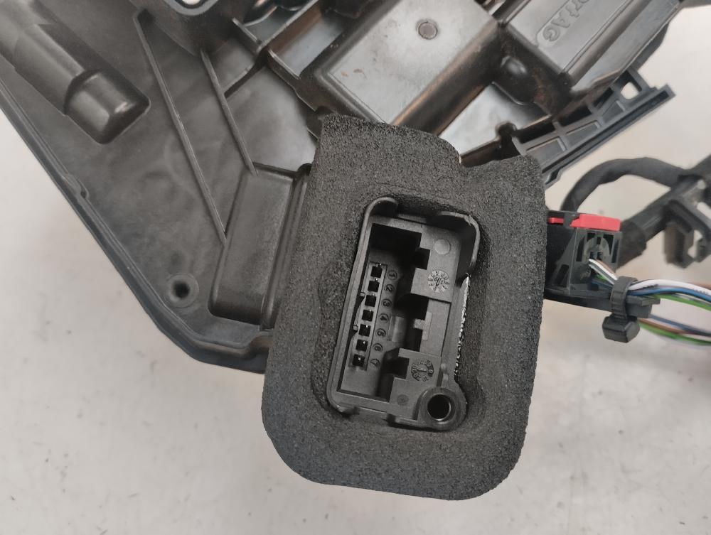 CERRADURA PUERTA DELANTERA DERECHA SEAT LEON 1.5 130CV MT