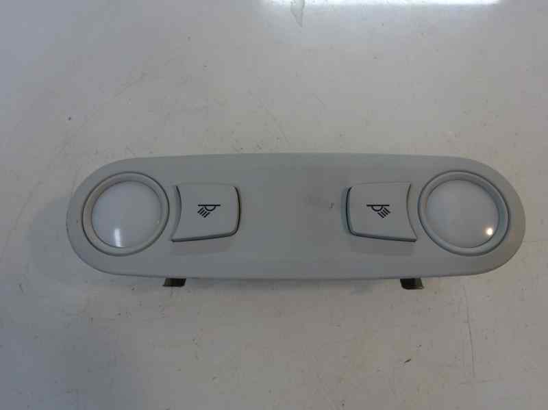 LUZ INTERIOR AUDI A5 2.0 TDI MULTITRONIC 143CV