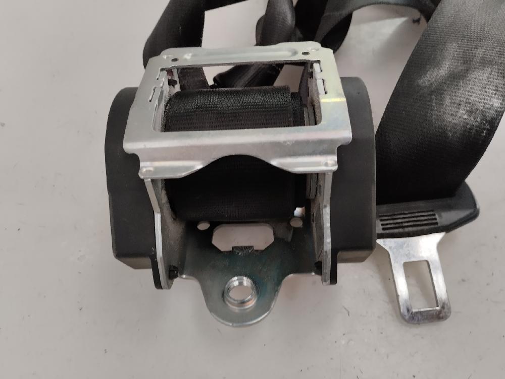 CINTURON SEGURIDAD TRASERO IZQUIERDO VOLKSWAGEN GOLF 1.9 TDI 5MT 105CV