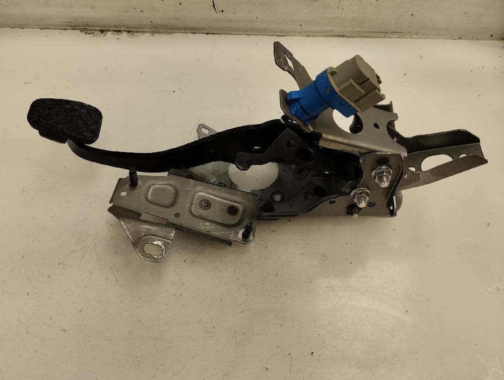 PEDAL FRENO FORD FIESTA 1.5 TDCI DURATORQ MT 85CV | 63KW