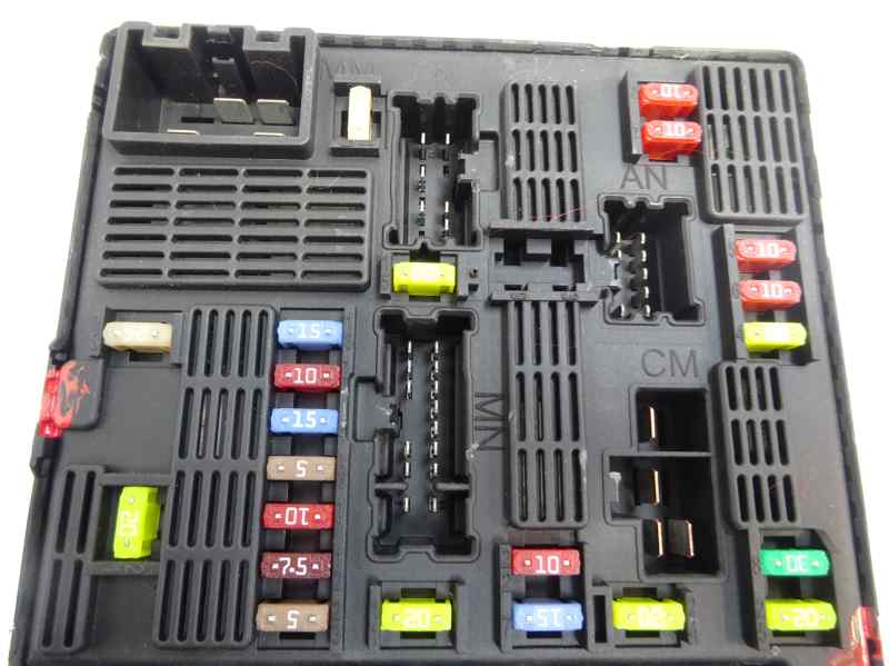 CAJA RELES FUSIBLES RENAULT SCENIC 1.5 DCI MT 106CV