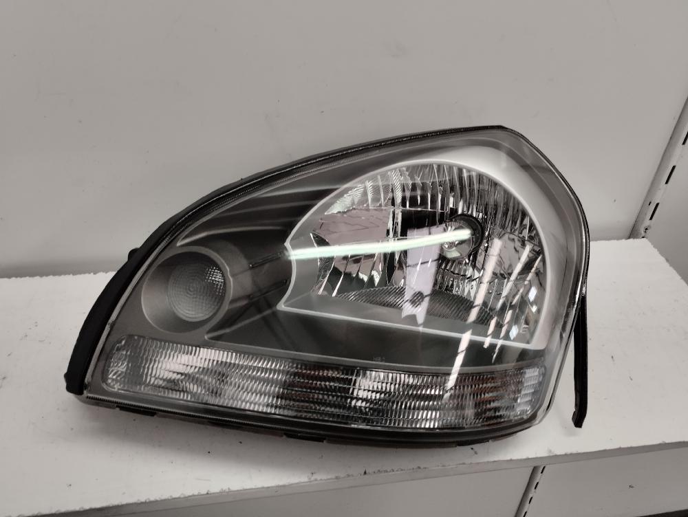 FARO IZQUIERDO HYUNDAI TUCSON 2.0 CRDI MT 2WD 112CV | 82KW