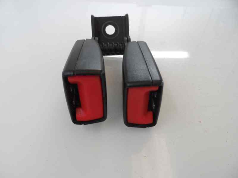 ANCLAJE CINTURON TRASERO IZQUIERDO OPEL ASTRA 1.7 CDTI MT 110CV