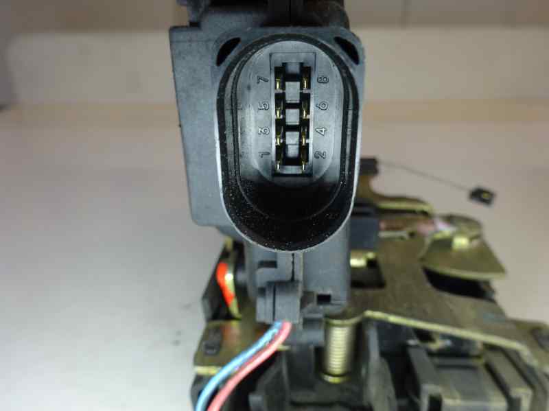 CERRADURA PUERTA DELANTERA IZQUIERDA VOLKSWAGEN PASSAT 1.9 TDI MT 115CV