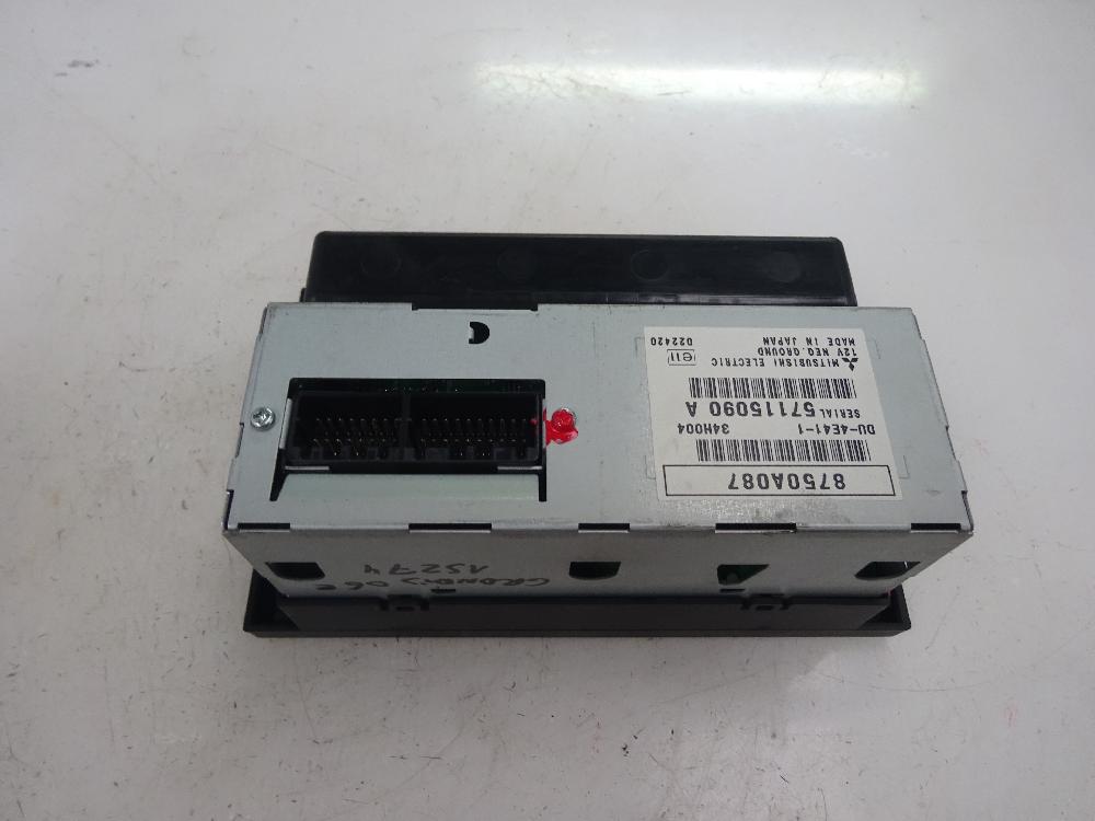 PANTALLA MULTIFUNCION MITSUBISHI GRANDIS 2.0 DI-D MT 134CV