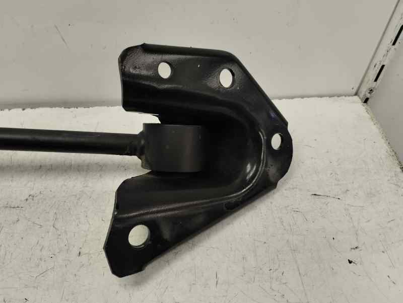 BRAZO SUSPENSION INFERIOR TRASERO IZQUIERDO DACIA DUSTER 1.5 MT 4WD 115CV | 84KW